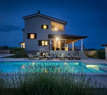 Kuća Prodaja Svetvinčenat 294 m2 - cover