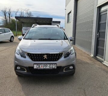 Peugeot 2008 1,2 PureTech - cover