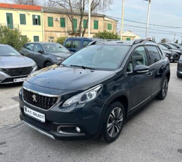 Peugeot 2008 1,5 HDI - 130.000km - Allure - NAVI - REG 1 GOD - cover