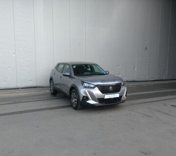 Peugeot 2008 1,2 PureTech**LED**NAVIGACIJA**12 MJ GARANCIJA** - cover