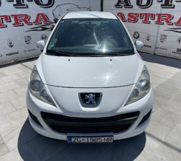 Peugeot 207 1,4 HDi - cover