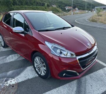 Peugeot 208 1,2 style oprema samo 54000 km - cover