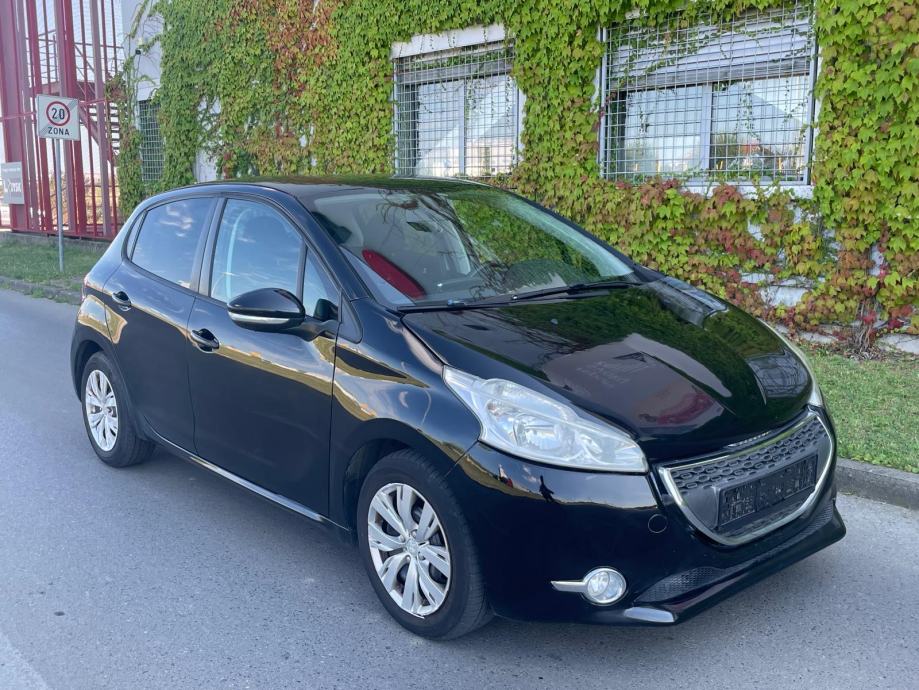 peugeot-208-1.4-hdi-slika-226405595