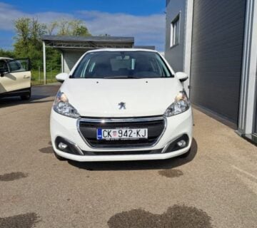 Peugeot 208 1,5 BlueHDI - cover