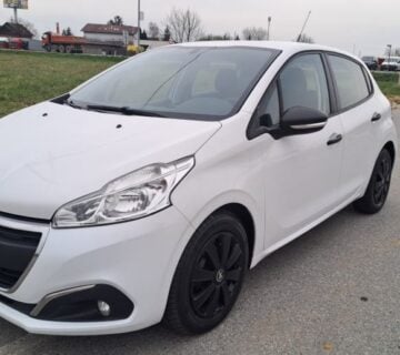 Peugeot 208 1,6 BlueHDI-2016god.mod-KLIMA-168tkm,redizajn,KARTICE - cover