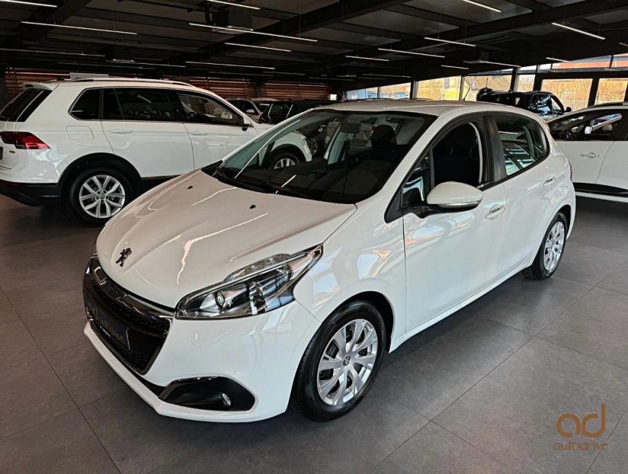 peugeot-208-1.6-bluehdi-navigacija-leasing-rata-vec-183.00-slika-209696245 (1)