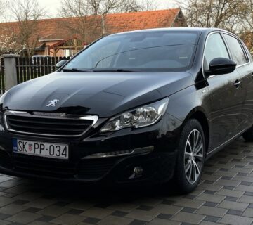 Peugeot 308 1,6 BlueHDi - cover