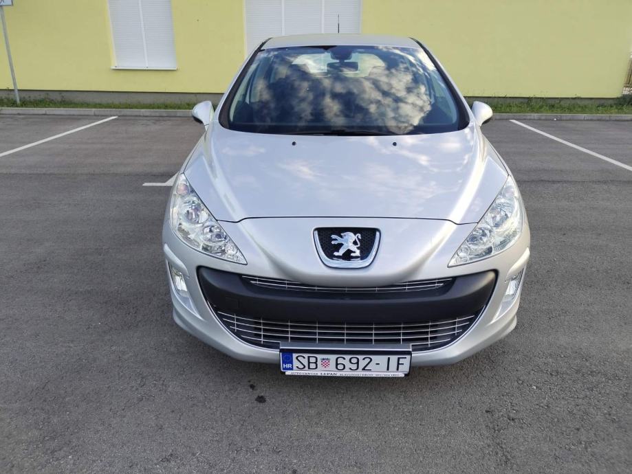 peugeot-308-1.6-hdi-klima-temp-reg10mj-veliki-servis-slika-223670086