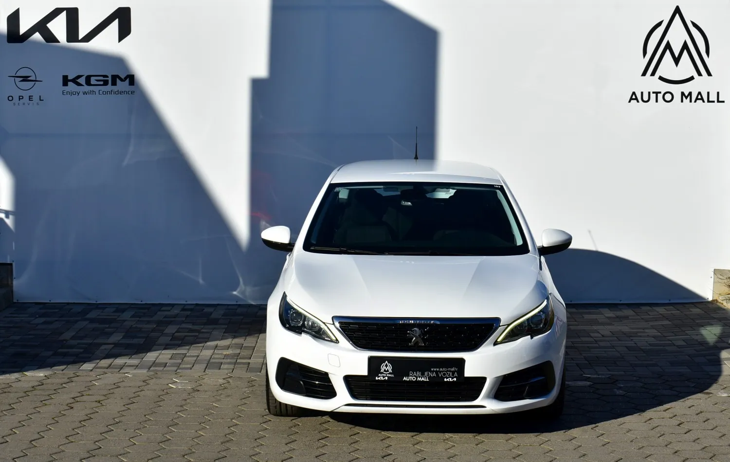 Peugeot 308 SW 1.5 BlueHDi Active - cover