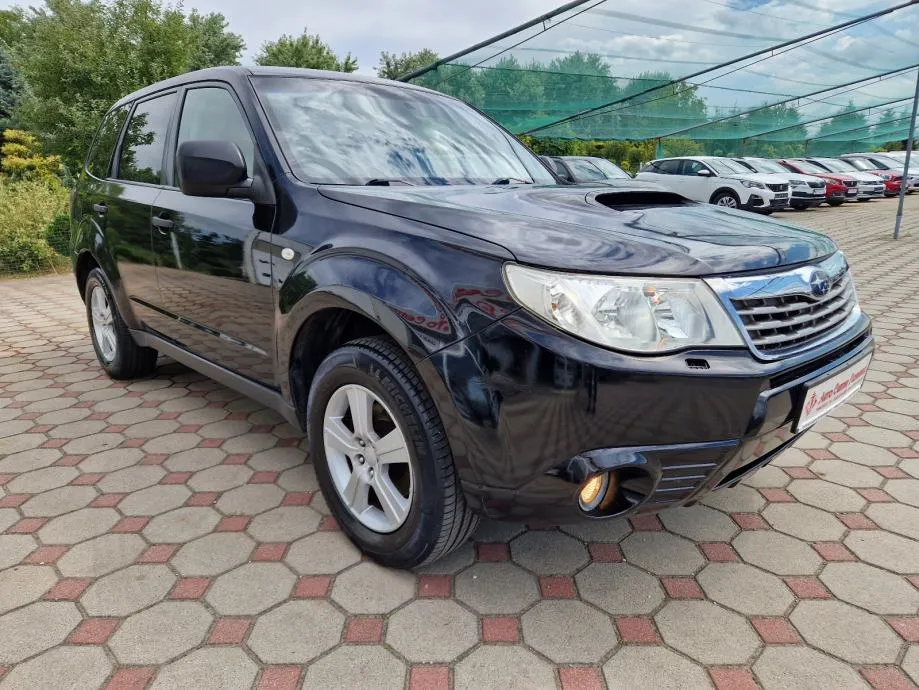 Subaru Forester 2,0 T-D X BR AWD 2009.,SERVISNA, KLIMA, ALU, HR VOZILO - cover