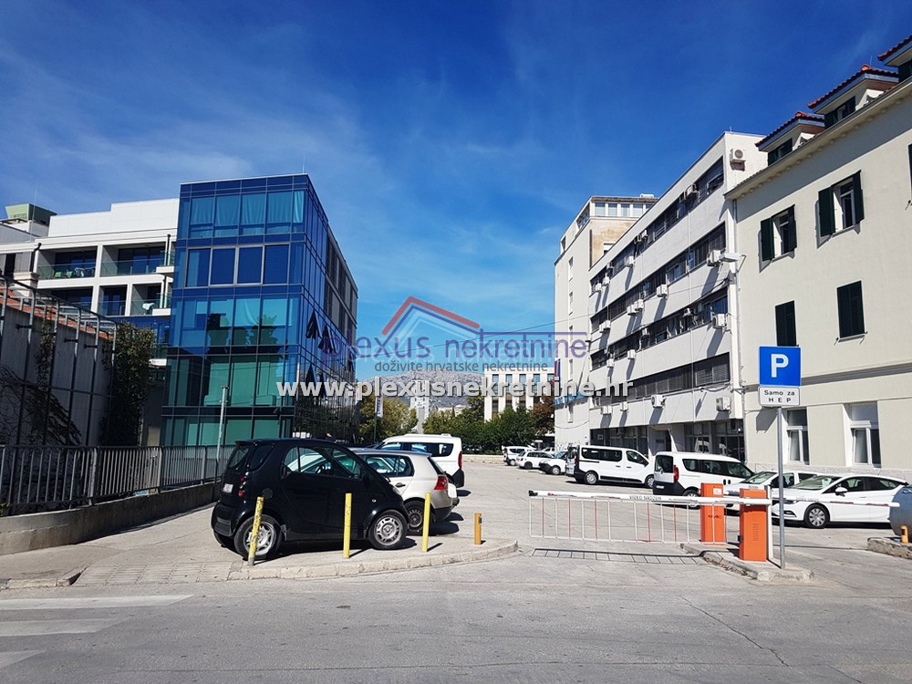 Poslovni prostor u centru za dugoročni najam: Split, Dobri, 70 m2 - cover