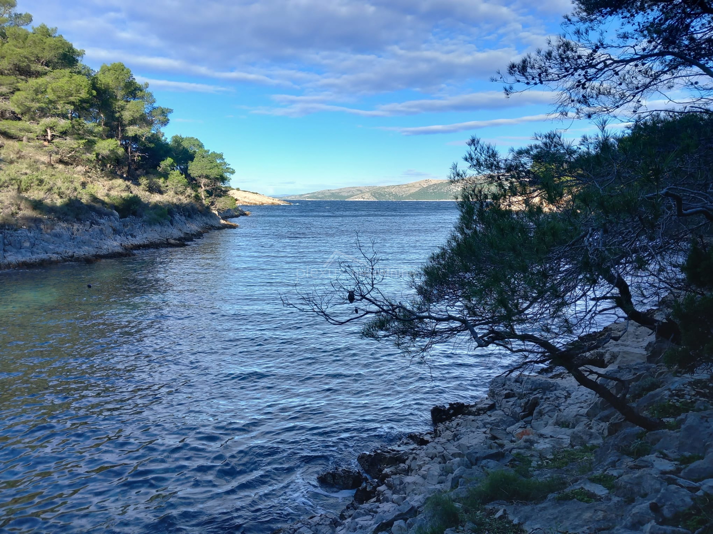 Zemljište prvi red do mora, Hvar, Stari Grad, 12400 m2 - cover