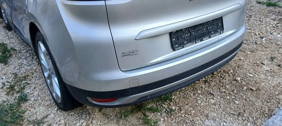 RENAULT GRAND SCENIC 4 2021 ZADNJI BRANIK - cover