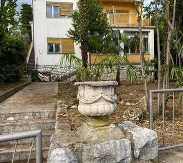 Crikvenica,kuća uz more - cover