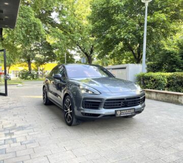 Porsche Cayenne Cayenne Tiptronic *COUPE*E-HYBRID*PANORAMA*ZRAČNI OVJ* - cover