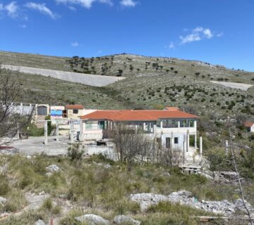 Poslovni prostor: Plano, uslužna djelatnost, 5841 m2 (prodaja) - cover