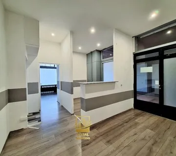 Novi Zagreb, Siget, ulični lokal 53 m2 + skladište 215 m2 (prodaja)