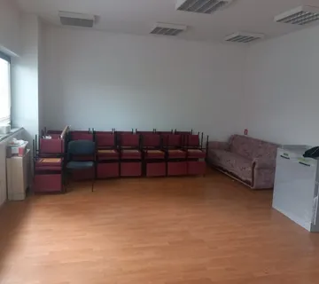 Poslovni prostor: Zagreb (Sopot), uredski, 203,60 m2 (prodaja)