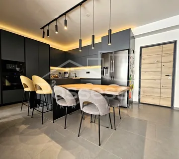 Stan Prodaja Umag 128.43 m2 - cover