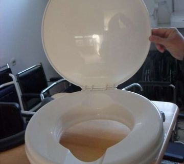 POVIŠENJE ZA WC - cover