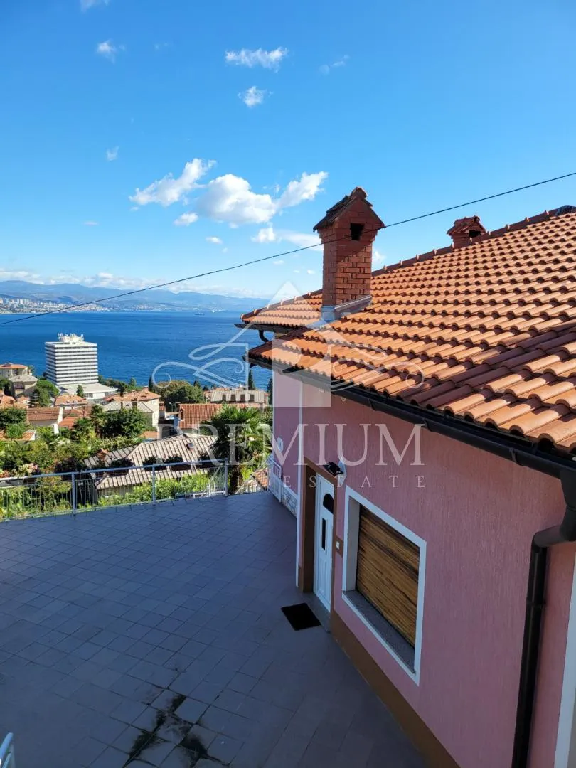 KUĆA SA 4 STAMBENE JEDINICE, POGLED, DVORIŠTE - cover