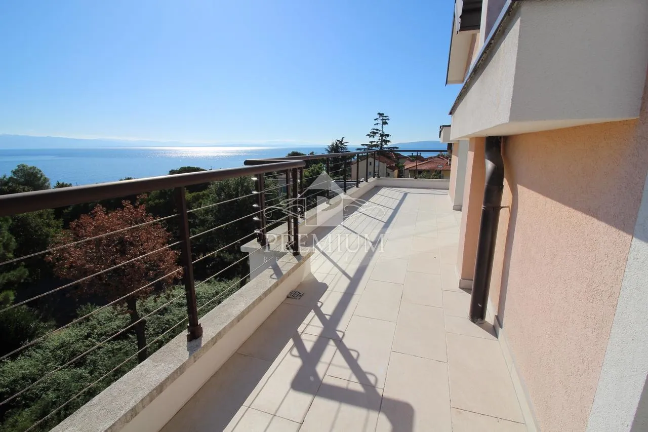 DVOETAŽNI STAN NA MIRNOJ LOKACIJI, 2 BALKONA, OTVOREN POGLED - cover