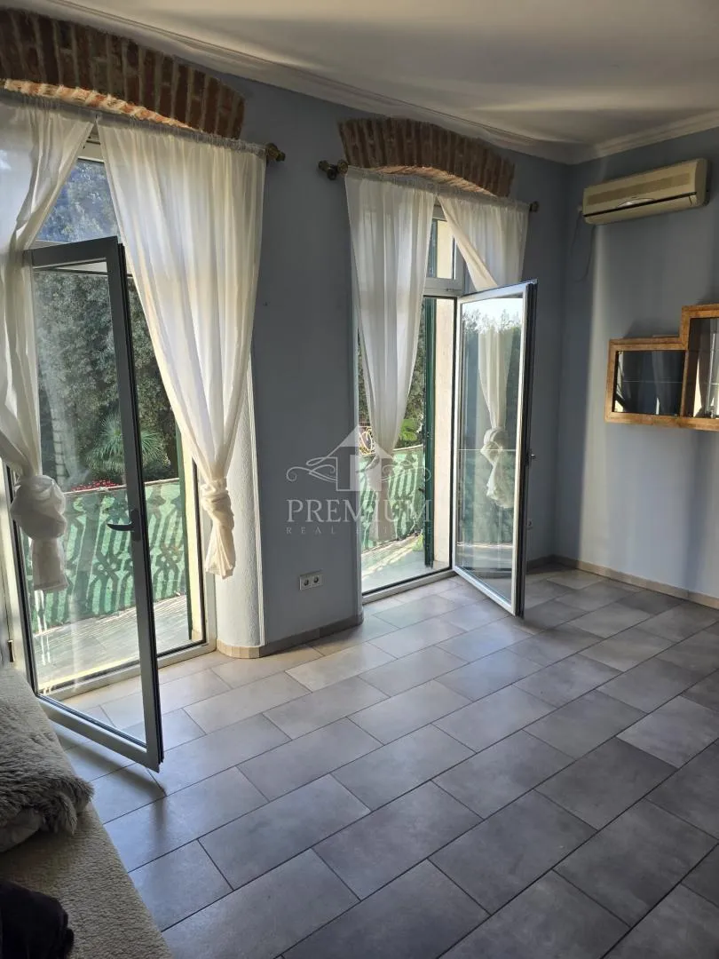 PROSTRANI STAN U STROGOM CENTRU, dugoročni najam - cover