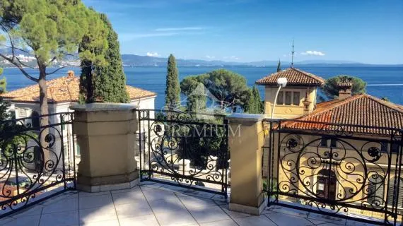 STAN U SECESIJSKOJ VILI, VOLOSKO, TERASA, BLIZINA MORA - cover