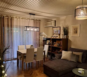 DVOSOBAN STAN SA OKUĆNICOM I PARKINGOM - cover