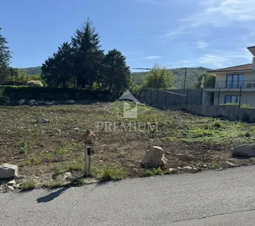 GRAĐEVINSKO ZEMLJIŠTE SA LOKACIJSKOM DOZVOLOM - cover