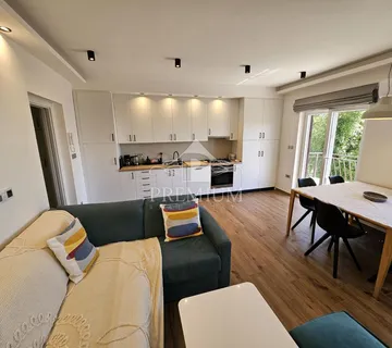 STAN 87 m2, DUGOROČNI NAJAM, PARKING - Pobri, Opatija