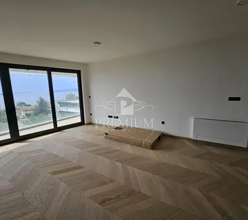 LUKSUZAN STAN 3S + DB, POGLED MORE, GARAŽA - cover