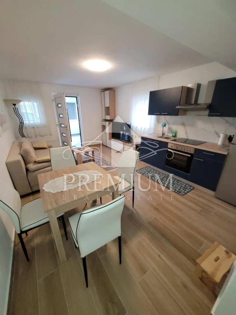 STAN U NOVOGRADNJI 1S + DB, PARKING, POGLED - cover