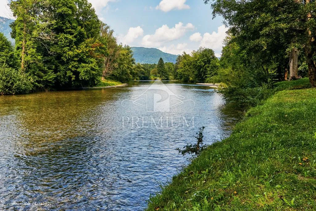 ZEMLJIŠTE BLIZU KUPE, PUT, ATRAKTIVNA LOKACIJA - cover