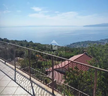 DVOSOBNI STAN NA MIRNOJ LOKACIJI - cover