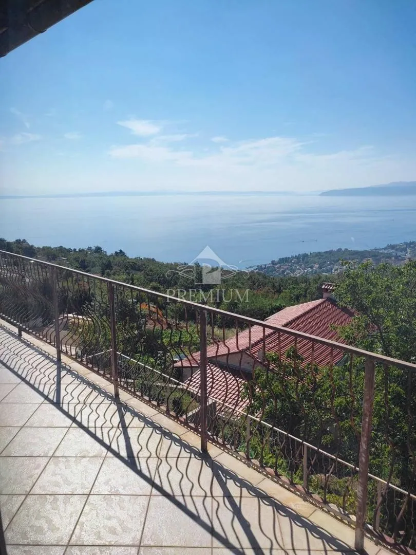 DVOSOBNI STAN NA MIRNOJ LOKACIJI - cover