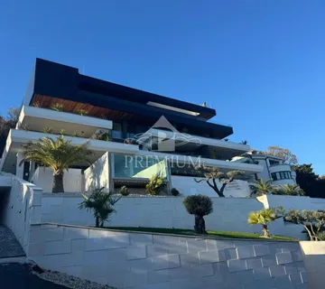 Penthouse, Bazen, Otvoren Pogled, Garaža, Lift - Opatija