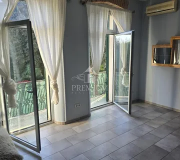 PROSTRANI STAN U STROGOM CENTRU, dugoročni najam - cover