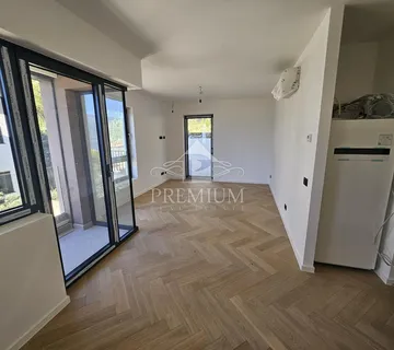 STAN U NOVOGRADNJI, LIFT, PARKING, OKUĆNICA - cover