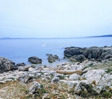 Okolica Krka, prodaje se zemljište na atraktivnoj lokaciji s izlazom na prirodnu plažu!  - cover