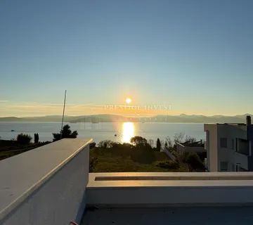 ZADAR- Luksuzan Penthouse s pogledom na more- blizina plaže