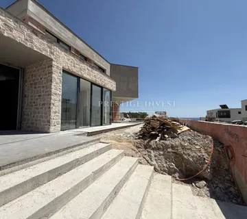 VODICE- Eksluzivna vila s panormaskim pogledom za otoke - cover