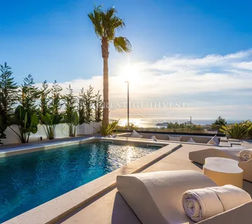 Primošten, ekskluzivno dizajnirana vila s panoramskim pogledom - cover