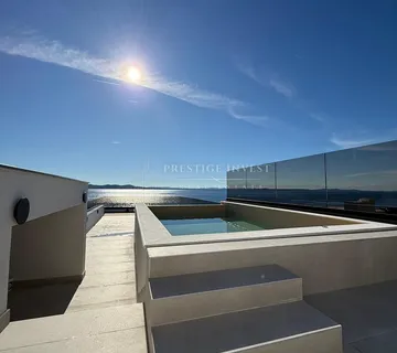 PENTHOUSE- pogled na more- bazen, krovna terasa - Kožino, Zadar