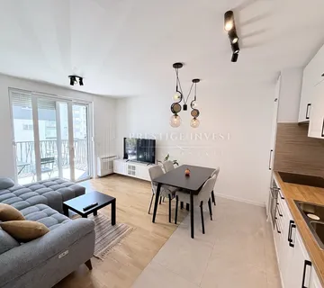 ZADAR-VIŠNJIK- 62.00 m2- NAMJEŠTEN, garaža - cover