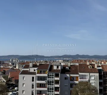 ZADAR- Trosoban stan s GARAŽOM- 90m2