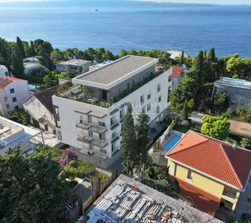 SPLIT CENTAR- S02- 1.kat- 100m od plaže - cover