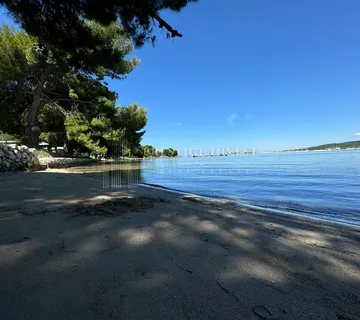 Sukošan- Građevinsko zemljište- 40m od plaže- 460m2 - cover