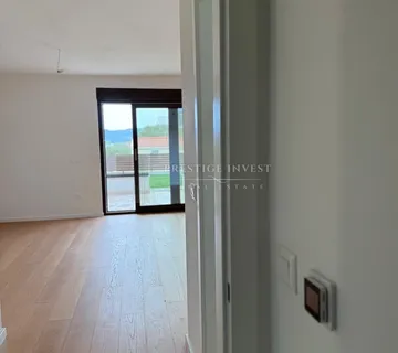 SV.FILIP I JAKOV- Dvosoban stan 90m2- POGLED NA MORE - cover