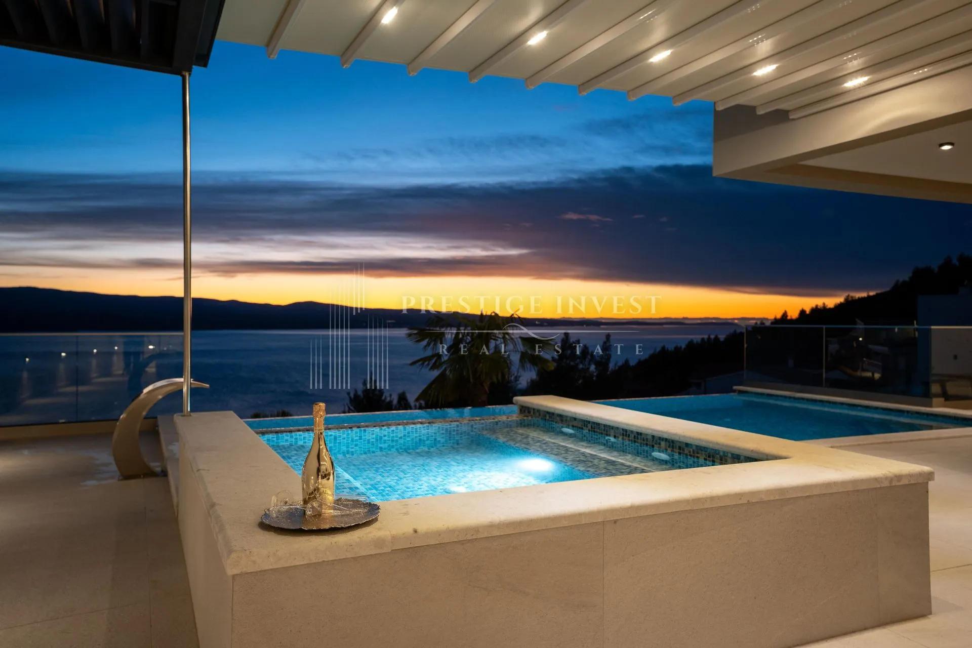 LUKSUZNA VILA- Pogled na more- garaža, bazen - cover